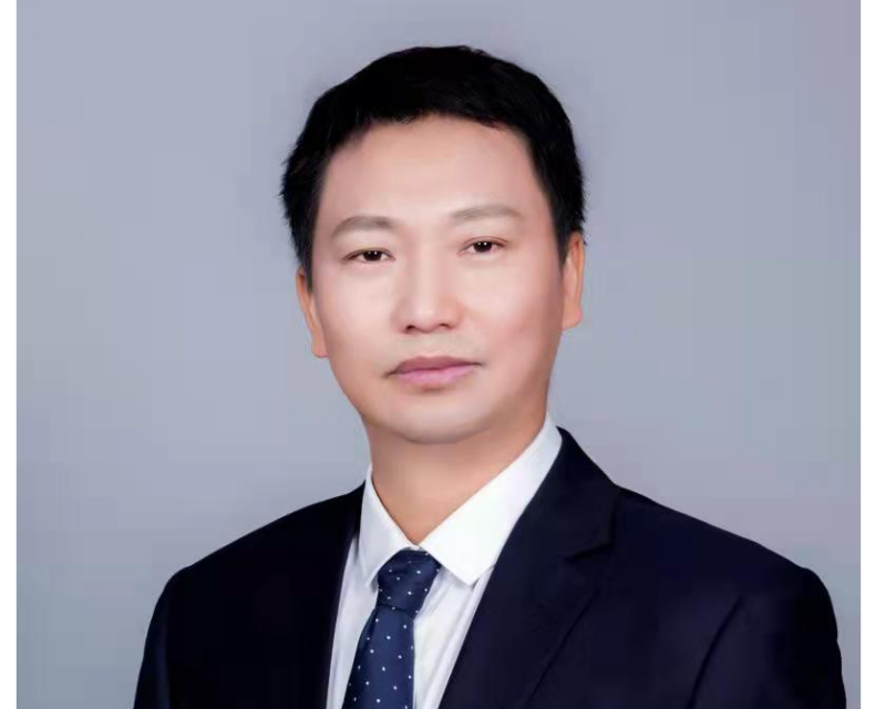 副会长 左德生